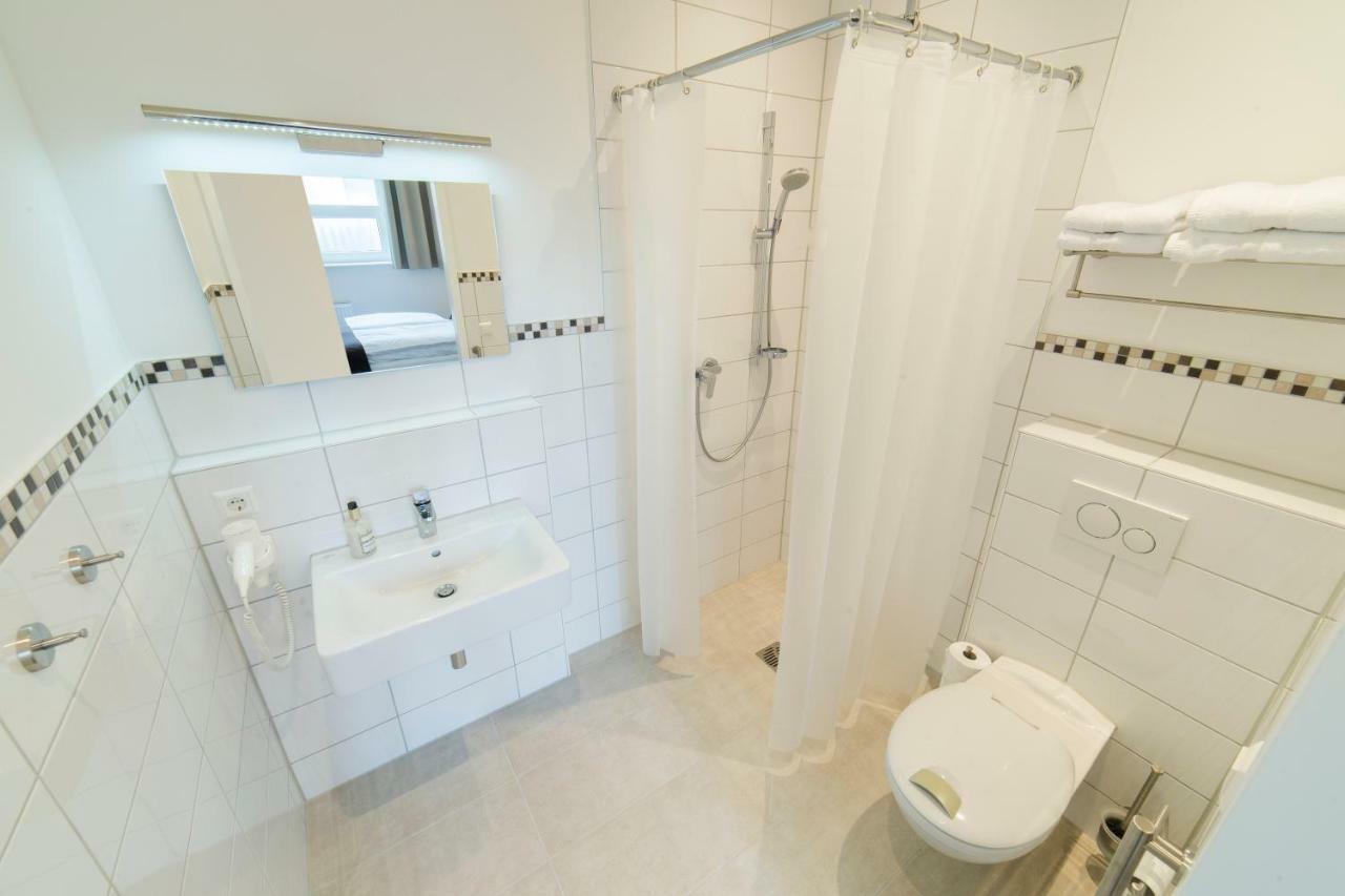 List Five - Your British Guesthouse Штутгарт Экстерьер фото